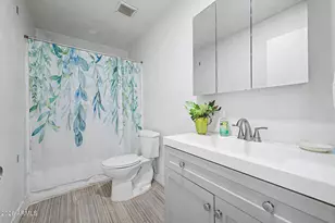 10526 W Devonshire Ave, Phoenix, AZ 85037 - Photo 20