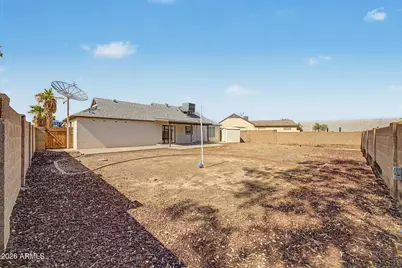 10719 W Vista Avenue, Glendale, AZ 85307 - Photo 28