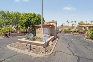 10410 N Cave Creek Rd, Phoenix, AZ 85020 - Photo 2