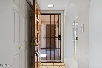10410 N Cave Creek Road #1009, Phoenix, AZ 85020 - Photo 4