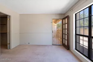 10410 N Cave Creek Rd, Phoenix, AZ 85020 - Photo 24