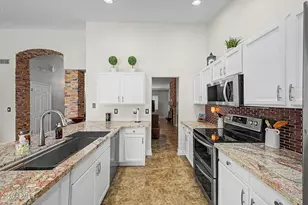 4740 E Villa Maria Dr, Phoenix, AZ 85032 - Photo 8