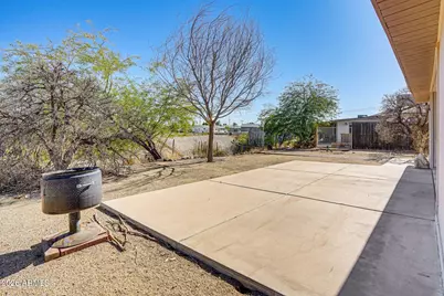 11469 W Illinois Avenue, Youngtown, AZ 85363 - Photo 10