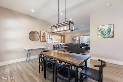 2252 E South Mountain Avenue, Phoenix, AZ 85042 - Photo 16