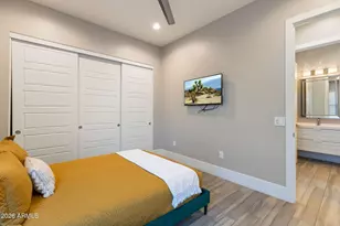 2252 E South Mountain Ave, Phoenix, AZ 85042 - Photo 30