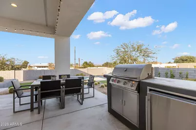 2252 E South Mountain Avenue, Phoenix, AZ 85042 - Photo 46