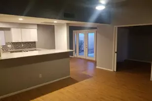 11110 N 82nd Ln, Peoria, AZ 85345 - Photo 2