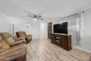 15601 N 19th Ave, Phoenix, AZ 85023 - Photo 8