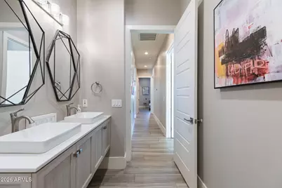 2252 E South Mountain Avenue, Phoenix, AZ 85042 - Photo 30