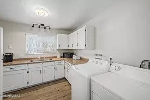 510 N Iroquois Ave, Tucson, AZ 85745 - Photo 30