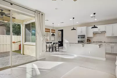 2269 S Osborn Lane, Gilbert, AZ 85295 - Photo 2