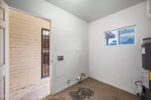 4115 N 18th Dr, Phoenix, AZ 85015 - Photo 14