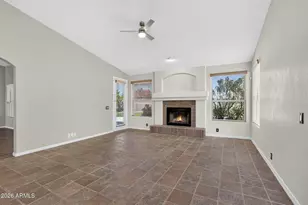14206 S 12th Pl, Phoenix, AZ 85048 - Photo 10