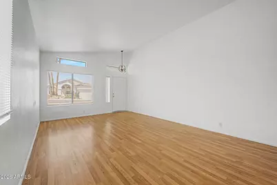 2103 E Wahalla Lane, Phoenix, AZ 85024 - Photo 8