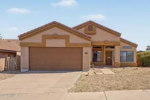 2103 E Wahalla Ln, Phoenix, AZ 85024 - Photo 4