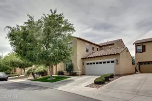 1120 N Crosscreek Dr, Chandler, AZ 85225 - Photo 1