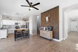 14630 W Hearn Rd, Surprise, AZ 85379 - Photo 8