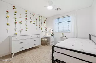 14630 W Hearn Rd, Surprise, AZ 85379 - Photo 20
