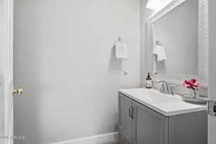 14630 W Hearn Rd, Surprise, AZ 85379 - Photo 12