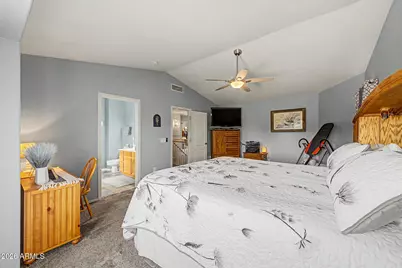 1071 S Honeysuckle Lane, Gilbert, AZ 85296 - Photo 18