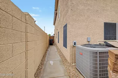 1071 S Honeysuckle Lane, Gilbert, AZ 85296 - Photo 36