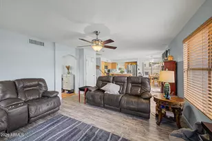 1071 S Honeysuckle Ln, Gilbert, AZ 85296 - Photo 10