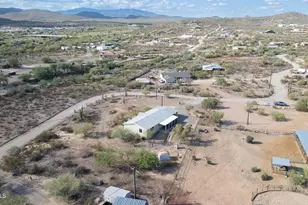 47237 N Meander Rd, New River, AZ 85087 - Photo 30