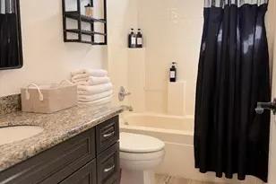 8609 W Vogel Ave, Peoria, AZ 85345 - Photo 4