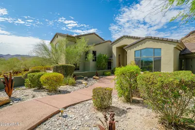 2329 E Hatcher Road, Phoenix, AZ 85028 - Photo 1