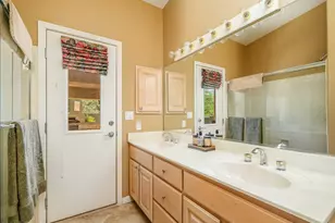 2329 E Hatcher Rd, Phoenix, AZ 85028 - Photo 24