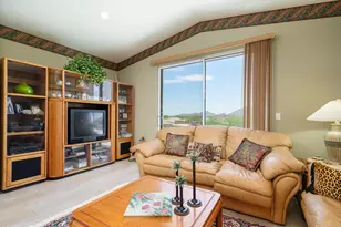 2329 E Hatcher Rd, Phoenix, AZ 85028 - Photo 32