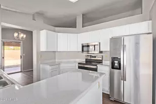 8651 N 107th Dr, Peoria, AZ 85345 - Photo 14