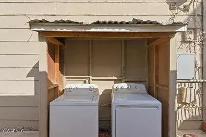451 E 10th Avenue, Apache Junction, AZ 85119 - Photo 22