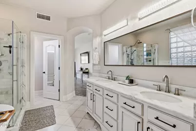1834 W Nighthawk Way, Phoenix, AZ 85045 - Photo 22