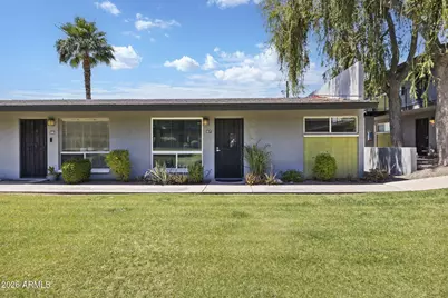 7141 N 16th Street #7, Phoenix, AZ 85020 - Photo 1