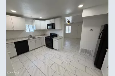 9012 N 14th Street, Phoenix, AZ 85020 - Photo 2