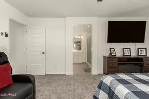 14236 W Buckskin Trl, Surprise, AZ 85387 - Photo 18