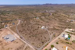 43513 N 261st Ave, Morristown, AZ 85342 - Photo 10