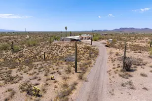 43513 N 261st Ave, Morristown, AZ 85342 - Photo 32