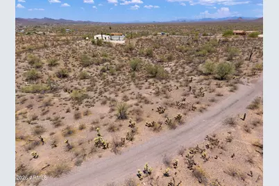 43513 N 261st Avenue, Morristown, AZ 85342 - Photo 14