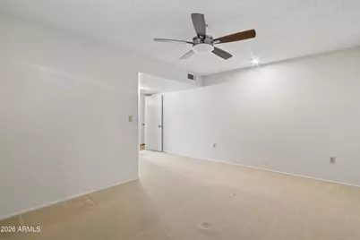10906 W Roundelay Circle S, Sun City, AZ 85351 - Photo 20