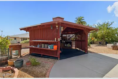 10906 W Roundelay Circle S, Sun City, AZ 85351 - Photo 34