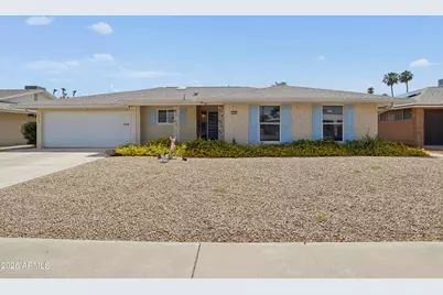 10906 W Roundelay Circle S, Sun City, AZ 85351 - Photo 1