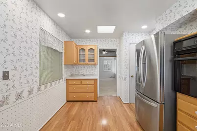 10906 W Roundelay Circle S, Sun City, AZ 85351 - Photo 10
