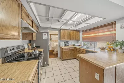 2515 N 45th Avenue, Phoenix, AZ 85035 - Photo 12