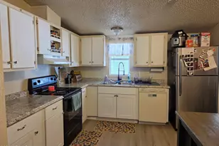 2292 N Ironwood Dr, Apache Junction, AZ 85120 - Photo 4