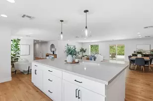 5102 E Poinsettia Dr, Scottsdale, AZ 85254 - Photo 12