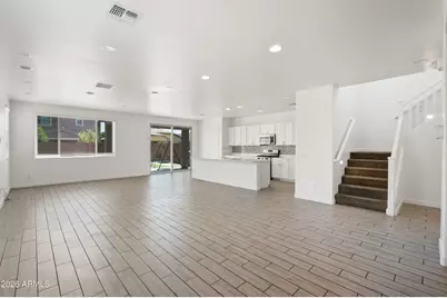 9207 W Sells Drive, Phoenix, AZ 85037 - Photo 6