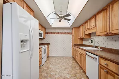 13845 N 108th Drive, Sun City, AZ 85351 - Photo 18