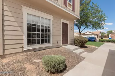 3320 W McRae Way #Unit 1, Phoenix, AZ 85027 - Photo 2